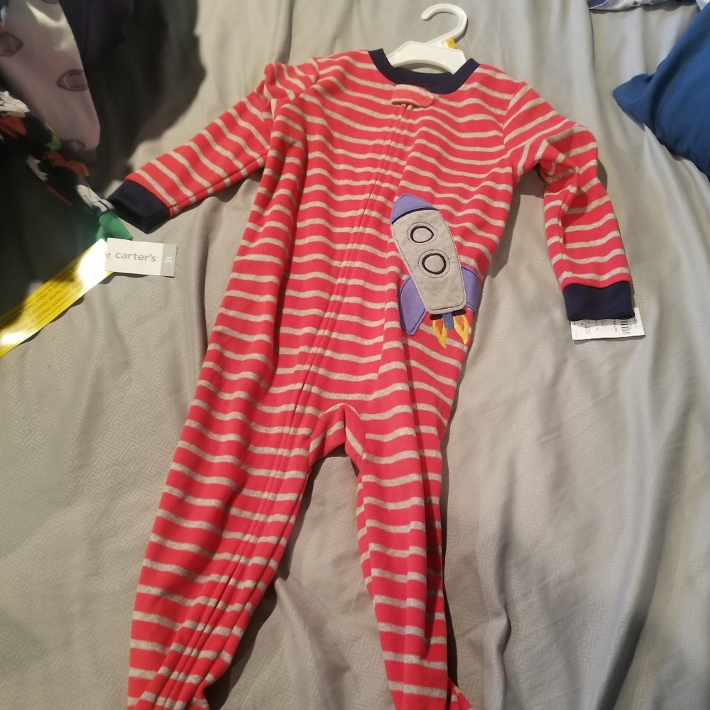 Lot of 5- Carter's Footie pajamas-3t - Picture 4 of 5